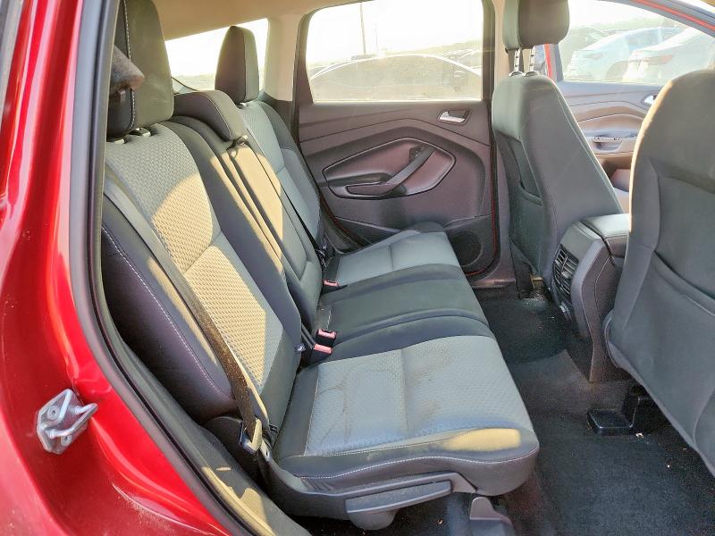 1FMCU0GD7HUA81251 - 2017 FORD ESCAPE SE RED photo 11