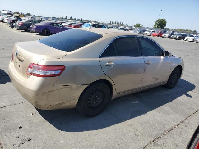 4T1BF3EK4AU077544 - 2010 TOYOTA CAMRY BASE GOLD photo 3