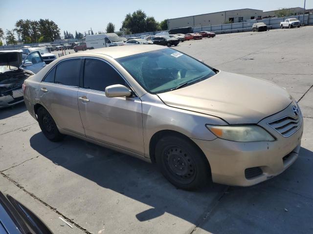 4T1BF3EK4AU077544 - 2010 TOYOTA CAMRY BASE GOLD photo 4