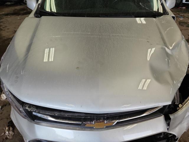 KL7CJLSB8KB892643 - 2019 CHEVROLET TRAX 1LT Argent photo 12