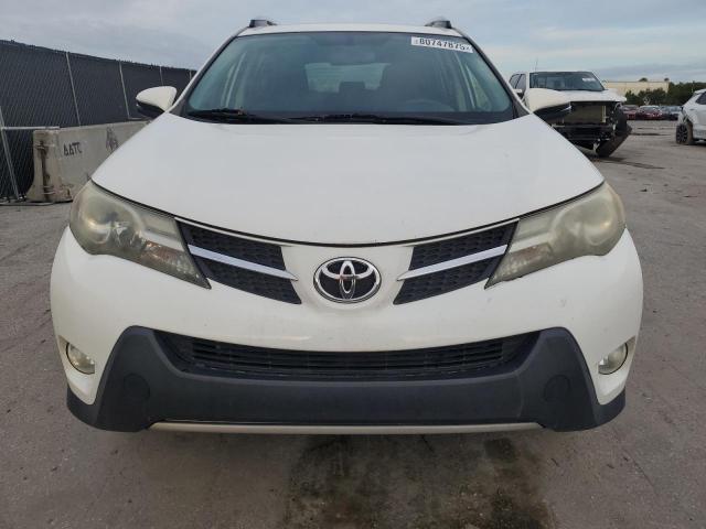 JTMWFREV9FJ059987 - 2015 TOYOTA RAV4 XLE 白色 照片 5