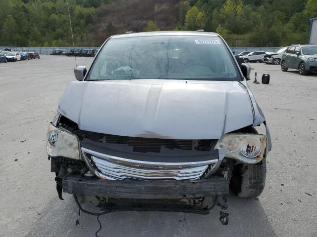 2C4RC1BG6DR547820 - 2013 CHRYSLER TOWN & COU TOURING SILVER photo 5