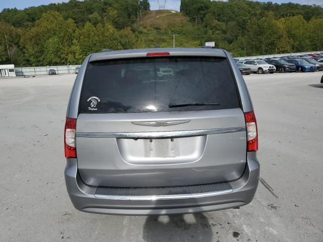 2C4RC1BG6DR547820 - 2013 CHRYSLER TOWN & COU TOURING SILVER photo 6