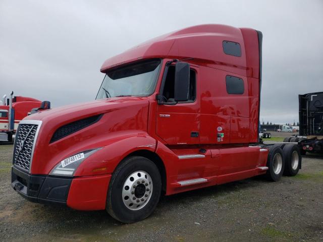4V4NC9EH1KN903820 - 2019 VOLVO VN VNL RED photo 2