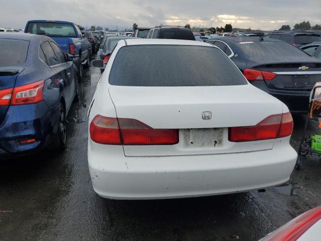 3HGCG6653YG700618 - 2000 HONDA ACCORD LX WHITE photo 6