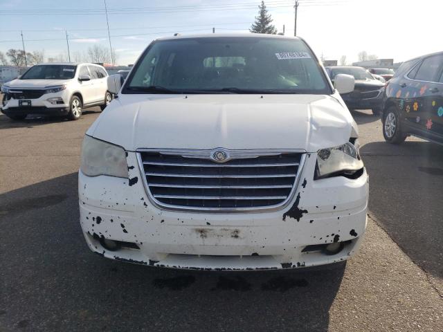 2A4RR5DX3AR329603 - 2010 CHRYSLER TOWN & COU TOURING WHITE photo 5