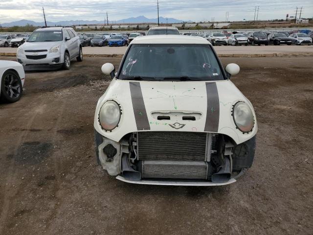 WMWXU3C39H2F49027 - 2017 MINI COOPER S WHITE photo 5