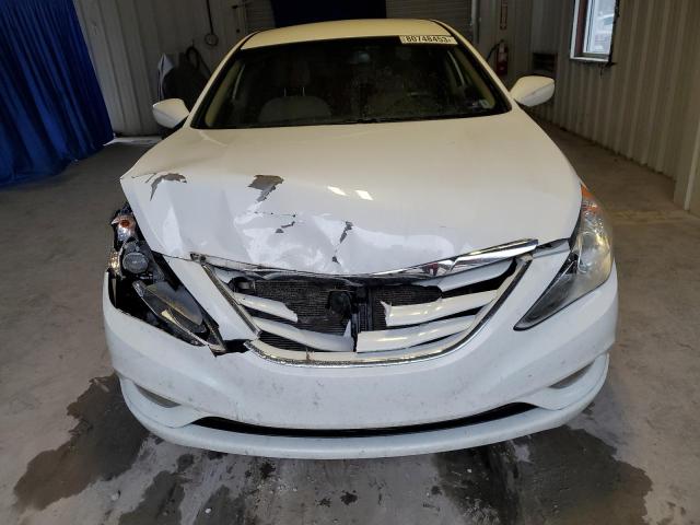 5NPEB4AC3DH799748 - 2013 HYUNDAI SONATA GLS WHITE photo 5