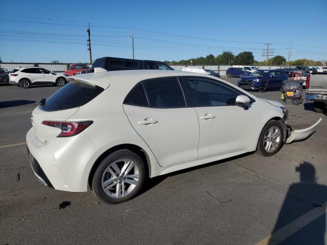 JTND4RBE0L3080658 - 2020 TOYOTA COROLLA SE WHITE photo 3