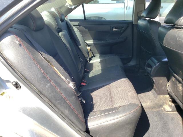 4T1BF1FK8HU447522 - 2017 TOYOTA CAMRY LE SILVER photo 10