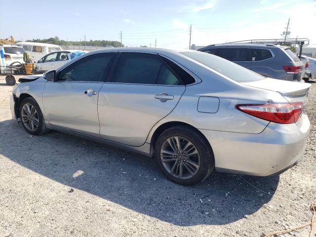 4T1BF1FK8HU447522 - 2017 TOYOTA CAMRY LE SILVER photo 2