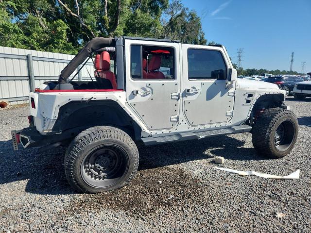1J4BA3H10BL622520 - 2011 JEEP WRANGLER UNLIMITED SPORT WHITE photo 3