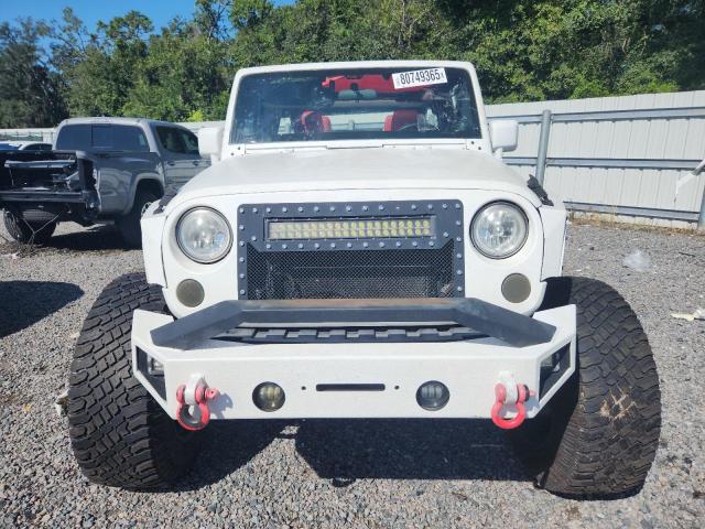 1J4BA3H10BL622520 - 2011 JEEP WRANGLER UNLIMITED SPORT WHITE photo 5