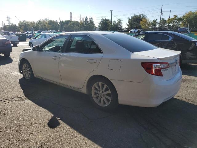 4T1BK1FK0DU537222 - 2013 TOYOTA CAMRY SE თეთრი ფოტო 2