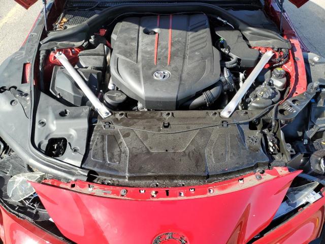 WZ1DB0C04MW035832 - 2021 TOYOTA SUPRA BASE RED photo 11