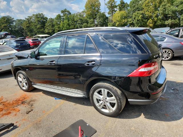 4JGDA5HBXCA070018 - 2012 MERCEDES-BENZ ML 350 4MATIC BLACK photo 2