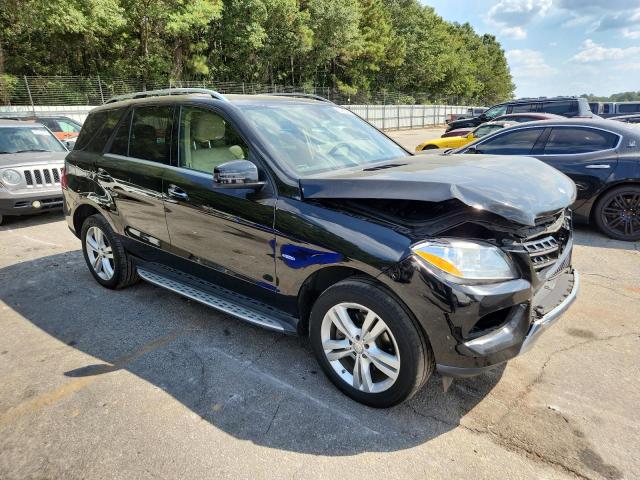 4JGDA5HBXCA070018 - 2012 MERCEDES-BENZ ML 350 4MATIC BLACK photo 4