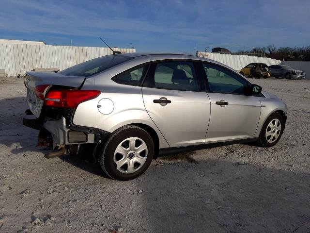 1FADP3E25JL310367 - 2018 FORD FOCUS S SILVER photo 3