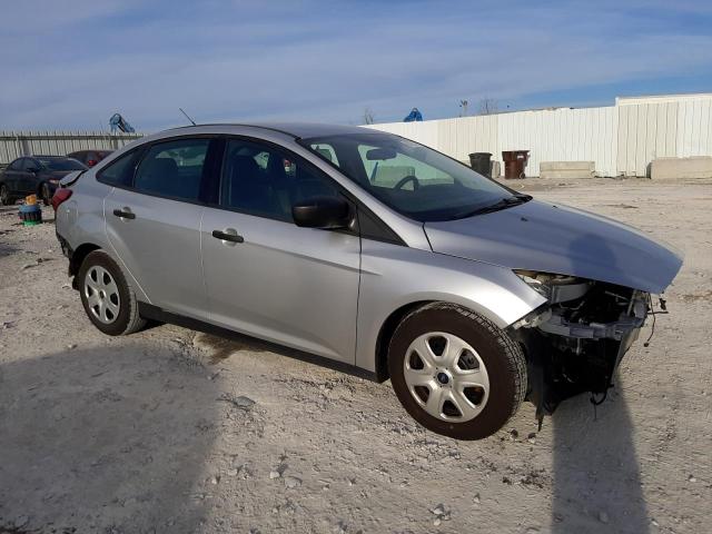 1FADP3E25JL310367 - 2018 FORD FOCUS S SILVER photo 4