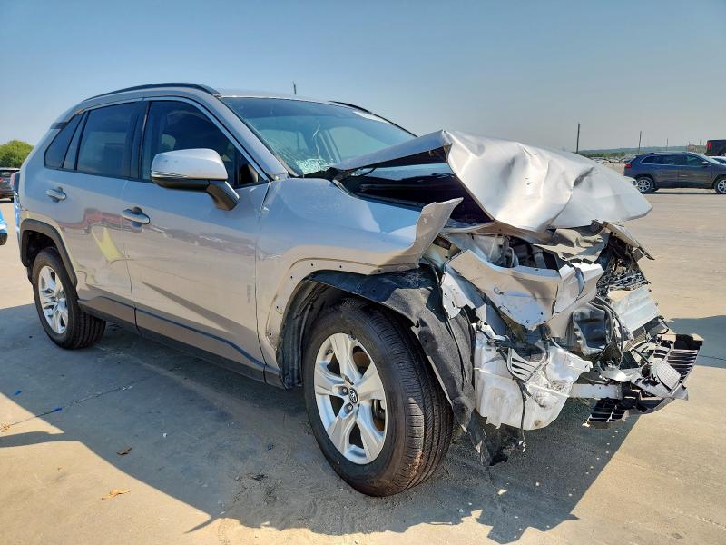 2T3W1RFV6KC005864 - 2019 TOYOTA RAV4 XLE 银色 照片 4