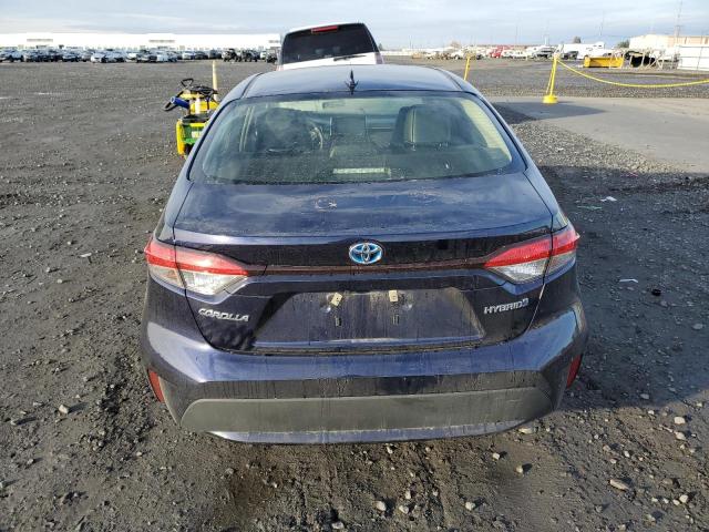 JTDEAMDE5NJ059384 - 2022 TOYOTA COROLLA LE BLUE photo 6