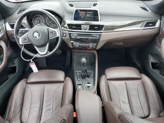 WBXHT3C36J5F88871 - 2018 BMW X1 XDRIVE28I Biały zdjęcie 8