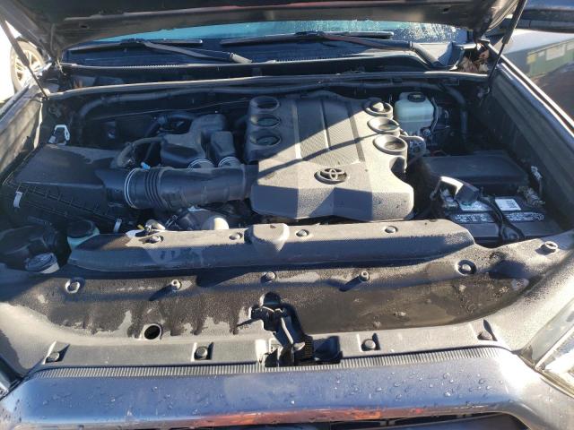 JTEBU5JR3J5563972 - 2018 TOYOTA 4RUNNER SR5/SR5 PREMIUM ნაცრისფერი ფოტო 12