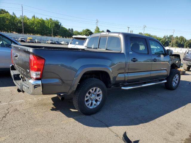 3TMBZ5DN3HM006689 - 2017 TOYOTA TACOMA DOUBLE CAB رمادي صورة 3