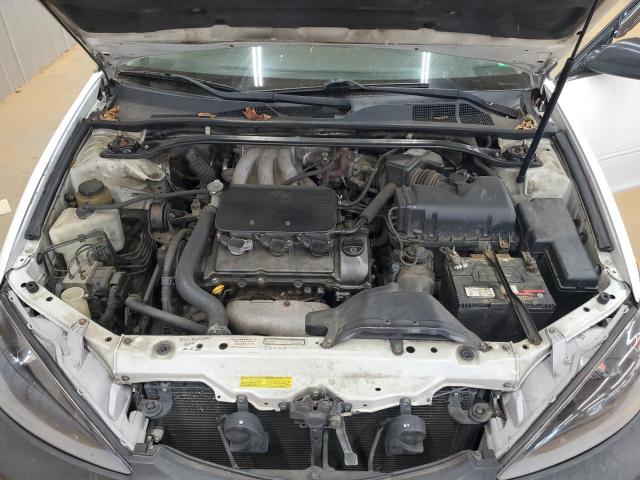 4T1BF32K32U006681 - 2002 TOYOTA CAMRY LE WHITE photo 11
