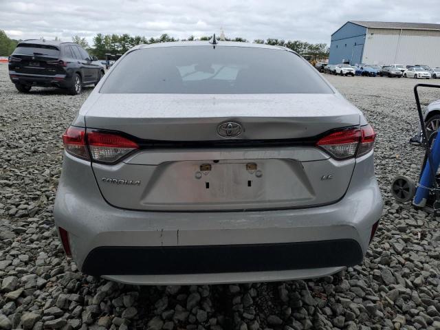 5YFEPRAE4LP105733 - 2020 TOYOTA COROLLA LE SILVER photo 6