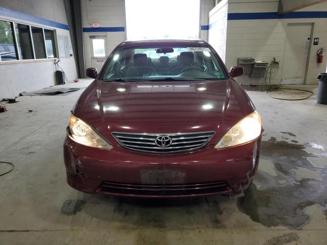 4T1BE32KX5U027602 - 2005 TOYOTA CAMRY LE 勃艮第红 照片 5