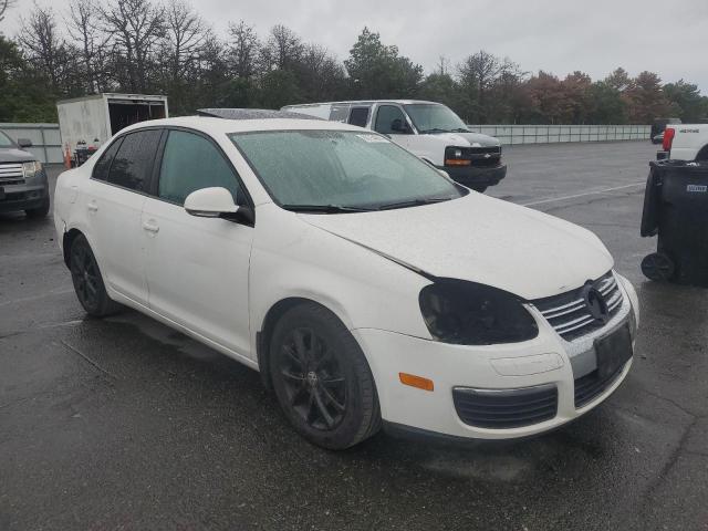 3VWRZ7AJ4AM139220 - 2010 VOLKSWAGEN JETTA SE WHITE photo 4