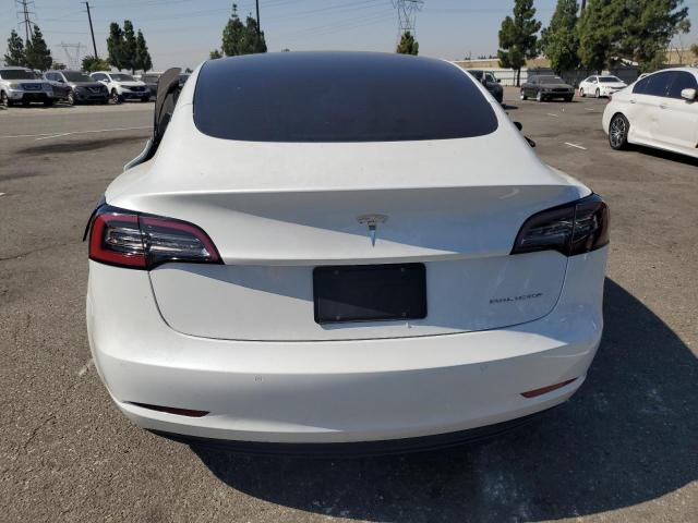 5YJ3E1EB0NF136832 - 2022 TESLA MODEL 3 WHITE photo 6