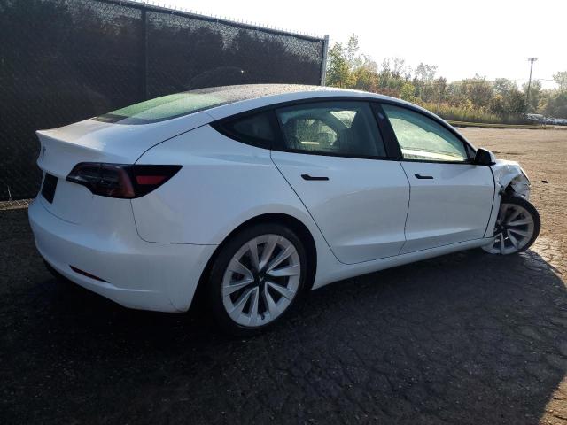 5YJ3E1EA6NF371131 - 2022 TESLA MODEL 3 თეთრი ფოტო 3