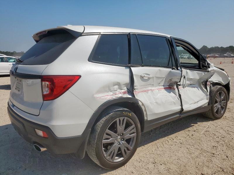 5FNYF7H55MB004689 - 2021 HONDA PASSPORT EXL WHITE photo 3