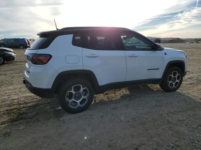 3C4NJDDBXNT193502 - 2022 JEEP COMPASS TRAILHAWK WHITE photo 3