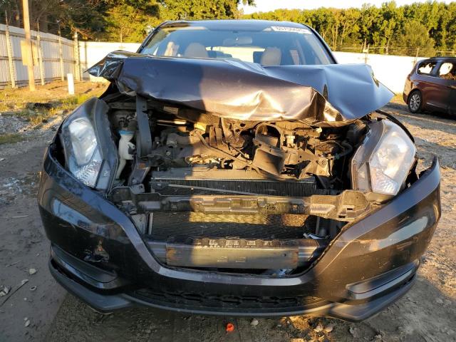 3CZRU6H3XJG708020 - 2018 HONDA HR-V LX ნაცრისფერი ფოტო 5