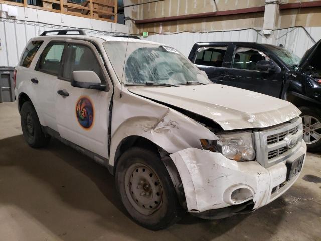 1FMCU92789KA38461 - 2009 FORD ESCAPE XLS 白色 照片 4