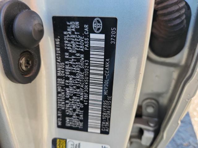 4T1BF30K45U105243 - 2005 TOYOTA CAMRY LE SILVER photo 13