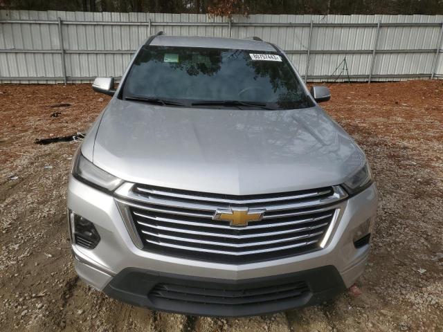 1GNEVKKW4NJ158483 - 2022 CHEVROLET TRAVERSE PREMIER SILVER photo 5