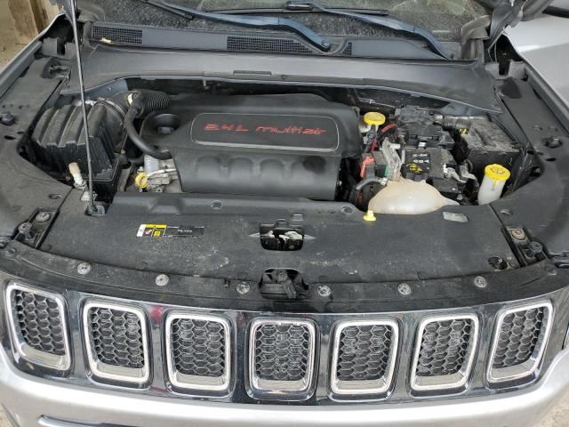 3C4NJCBB6JT233193 - 2018 JEEP COMPASS LATITUDE 灰色 照片 12