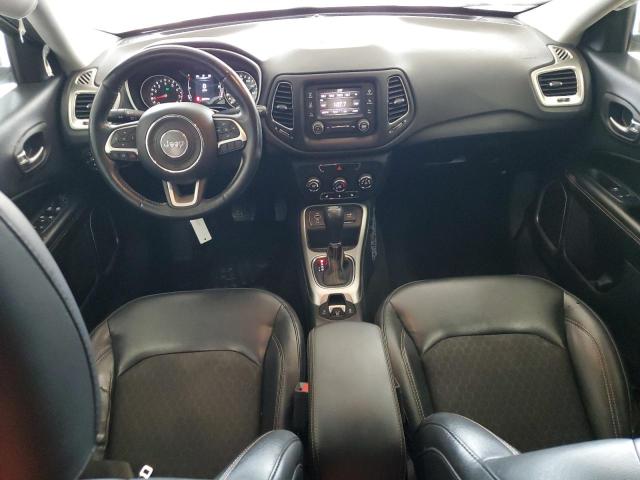 3C4NJCBB6JT233193 - 2018 JEEP COMPASS LATITUDE 灰色 照片 8