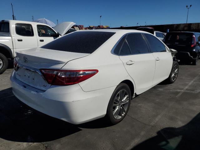 4T1BF1FK0HU629196 - 2017 TOYOTA CAMRY LE WHITE photo 3