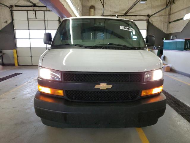 1GCWGAFP7N1241765 - 2022 CHEVROLET EXPRESS G2 WHITE photo 5