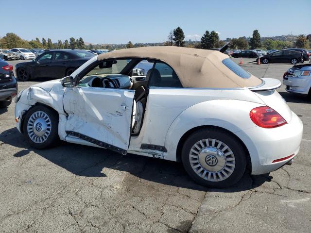 3VW5X7AT3DM817983 - 2013 VOLKSWAGEN BEETLE თეთრი ფოტო 2
