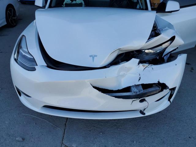 7SAYGDEE9PA138142 - 2023 TESLA MODEL Y 白色 照片 11