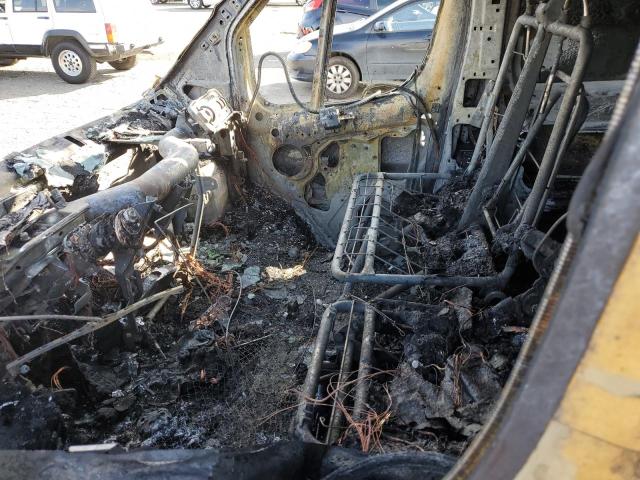 3C6TRVDG8FE513348 - 2015 RAM PROMASTER 2500 HIGH Ақ фото 7