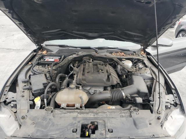 1FATP8UH3J5132557 - 2018 FORD MUSTANG 灰色 照片 11