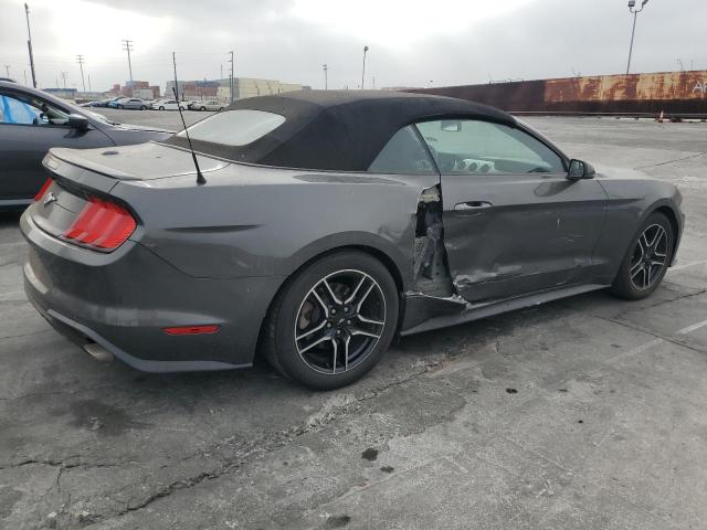 1FATP8UH3J5132557 - 2018 FORD MUSTANG 灰色 照片 3