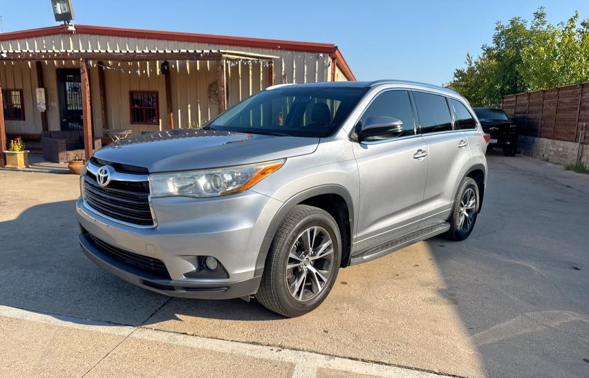 5TDKKRFH1GS141462 - 2016 TOYT HIGHLANDER XLE Күміс фото 2